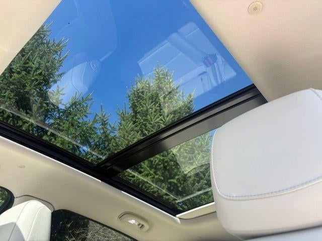 2024 Cadillac XT5 FWD Premium Luxury