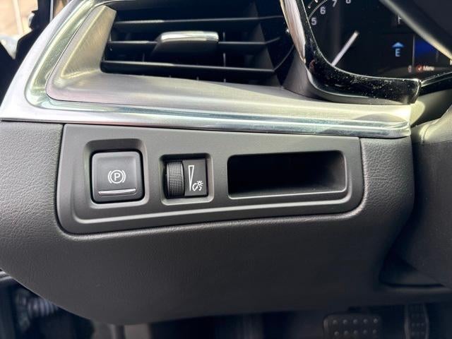 2018 Cadillac XT5 Luxury AWD