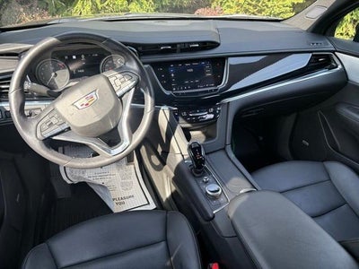 2025 Cadillac XT6 AWD Sport