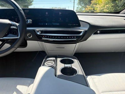 2024 Cadillac LYRIQ Luxury