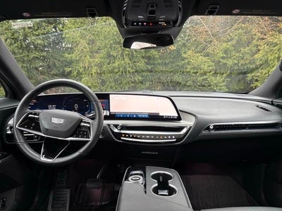 2024 Cadillac LYRIQ Sport