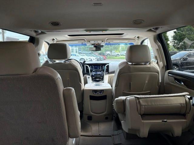 2019 Cadillac Escalade Luxury