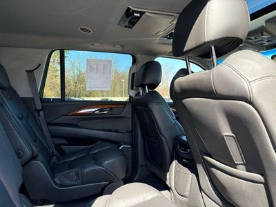 2016 Cadillac Escalade Luxury Collection