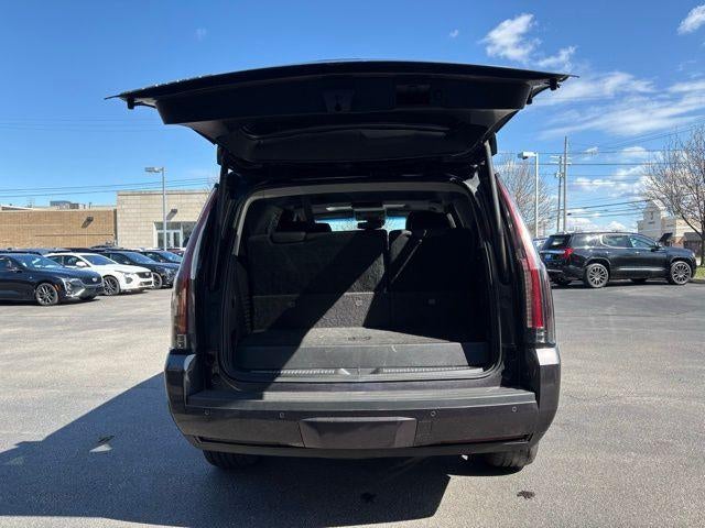 2016 Cadillac Escalade Luxury Collection