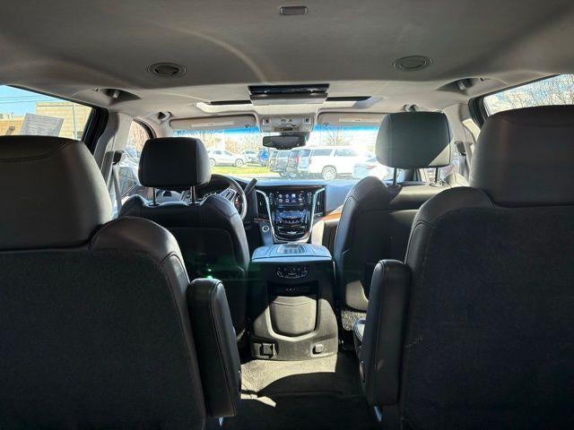 2016 Cadillac Escalade Luxury Collection