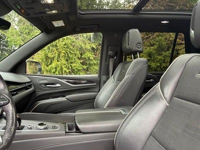 2022 Cadillac Escalade Sport