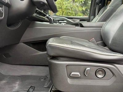 2022 Cadillac Escalade Sport