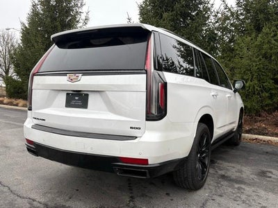 2022 Cadillac Escalade Sport