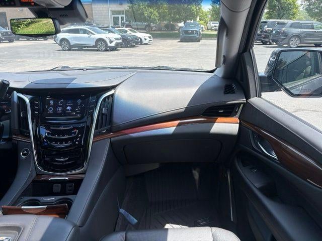 2019 Cadillac Escalade ESV Luxury