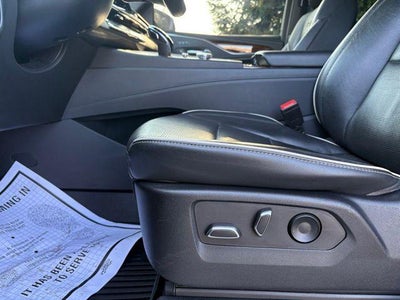 2022 Cadillac Escalade ESV Premium Luxury