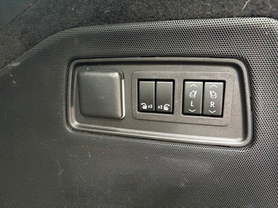 2023 Cadillac Escalade ESV 4WD Premium Luxury