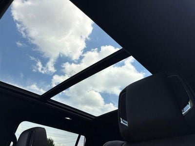 2023 Cadillac Escalade ESV 4WD Premium Luxury