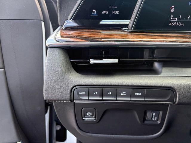 2023 Cadillac Escalade ESV 4WD Premium Luxury
