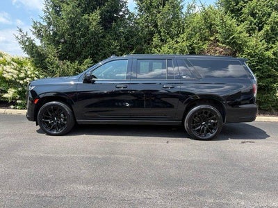 2022 Cadillac Escalade ESV Sport