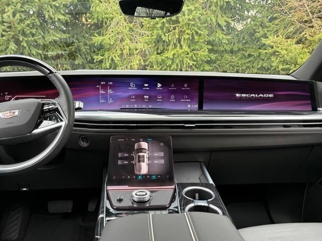 2025 Cadillac Escalade 4WD Sport