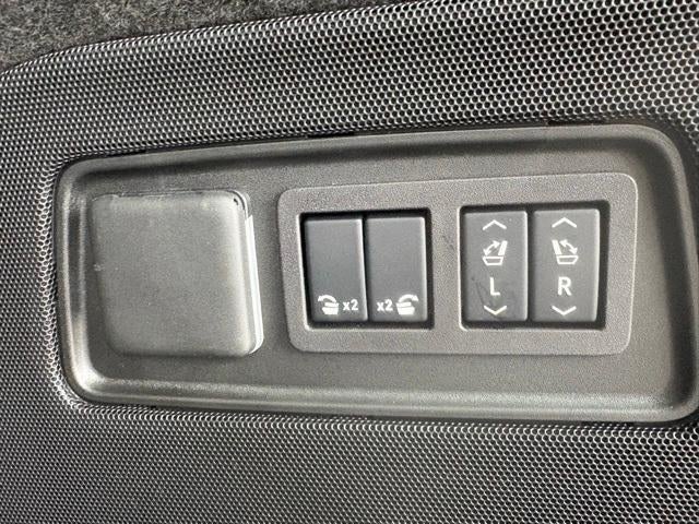 2025 Cadillac Escalade 4WD Sport