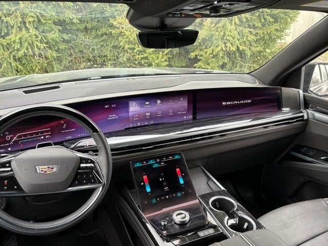 2025 Cadillac Escalade 4WD Sport