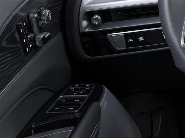 2026 Cadillac LYRIQ -V