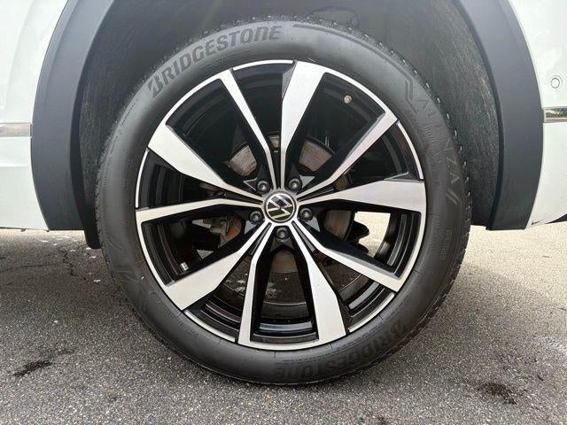 2024 Volkswagen Atlas Cross Sport 2.0T SEL Premium R-Line