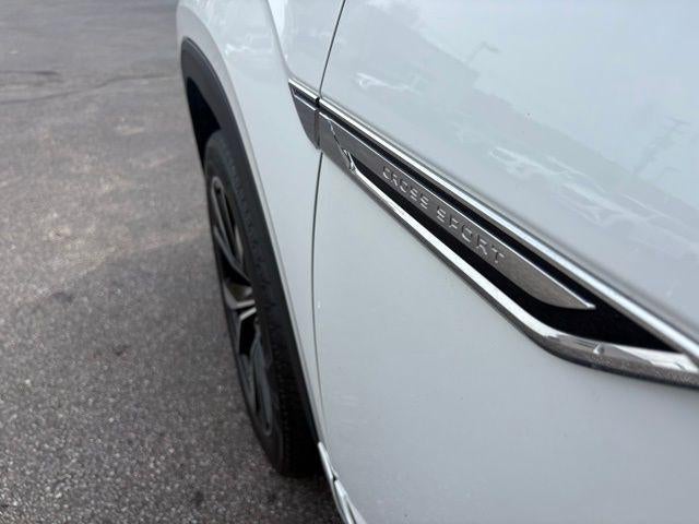 2024 Volkswagen Atlas Cross Sport 2.0T SEL Premium R-Line