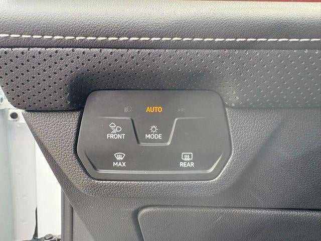 2024 Volkswagen Atlas Cross Sport 2.0T SEL Premium R-Line