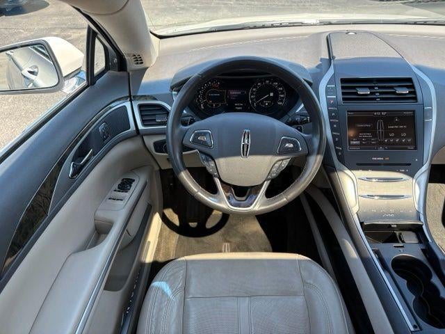 2016 Lincoln MKZ Base