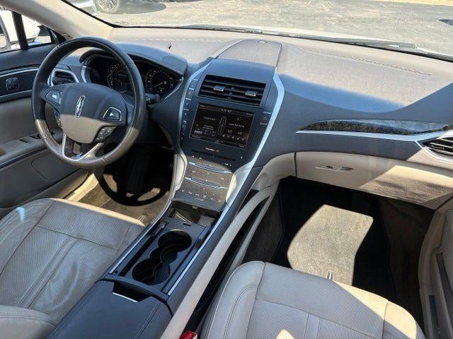 2016 Lincoln MKZ Base