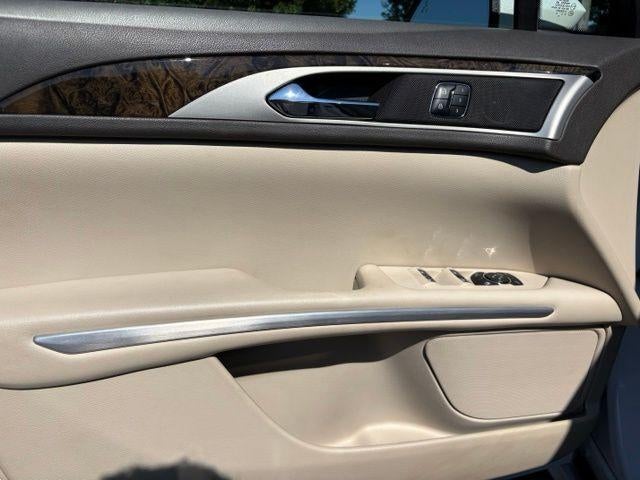 2016 Lincoln MKZ Base