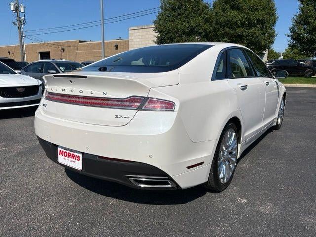 2016 Lincoln MKZ Base