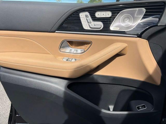 2025 Mercedes-Benz GLS 580