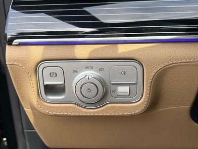 2025 Mercedes-Benz GLS 580