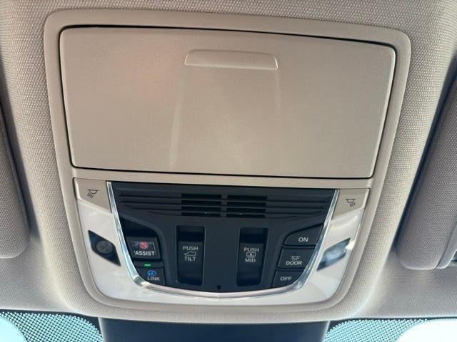 2023 Acura MDX w/Technology Package