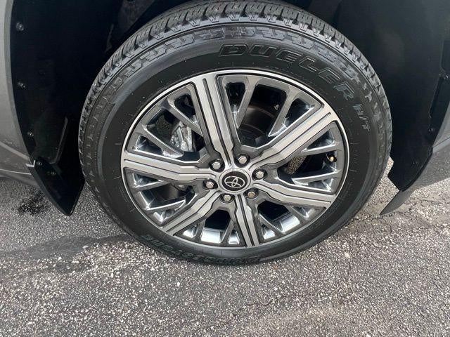 2023 Toyota Sequoia Capstone