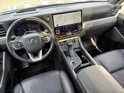 2024 Lexus GX Luxury+