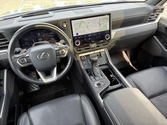 2024 Lexus GX Luxury+