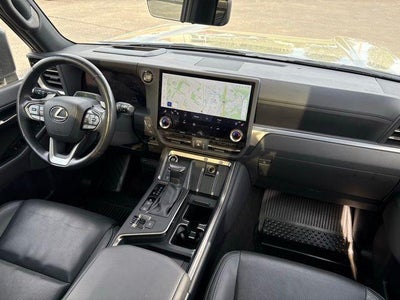 2024 Lexus GX Luxury+