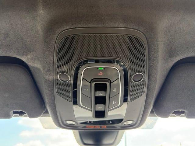 2024 Audi SQ7 Prestige